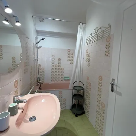 Lägenhet A Arcachon, Proche Plages Et Commerces, Avec Terrasse Et Parking Prive - Fr-1-474-141 Arcachon